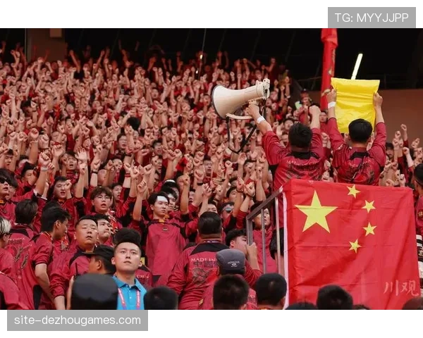 熊猫杯赛事推动成都足球发展 本土球迷热情支持球队