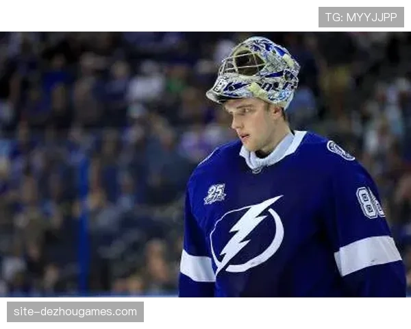 男子冰球决赛门将发挥成关键 瓦西列夫斯基对决赫勒比克